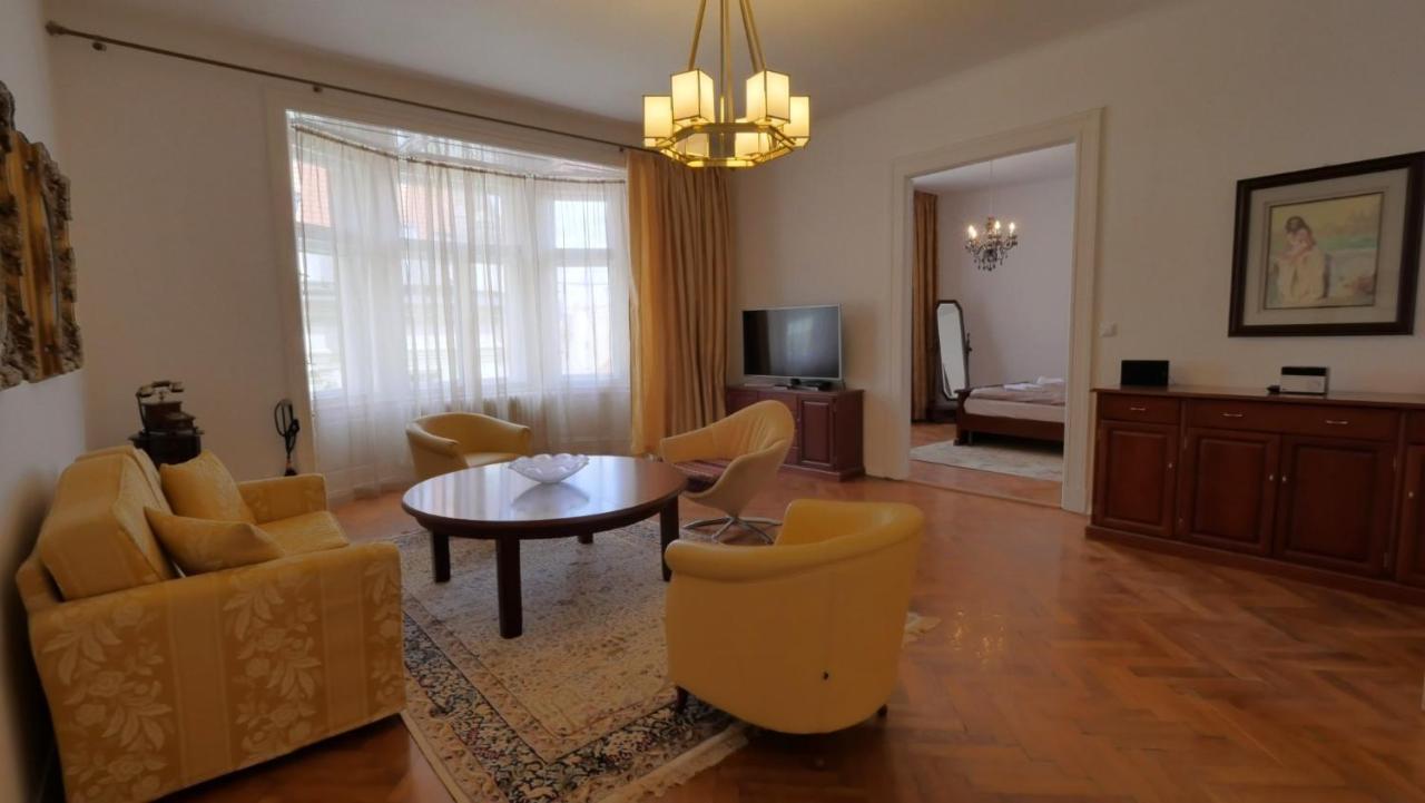 Velky 3I Apartman V Centre Mesta Bratislava Extérieur photo