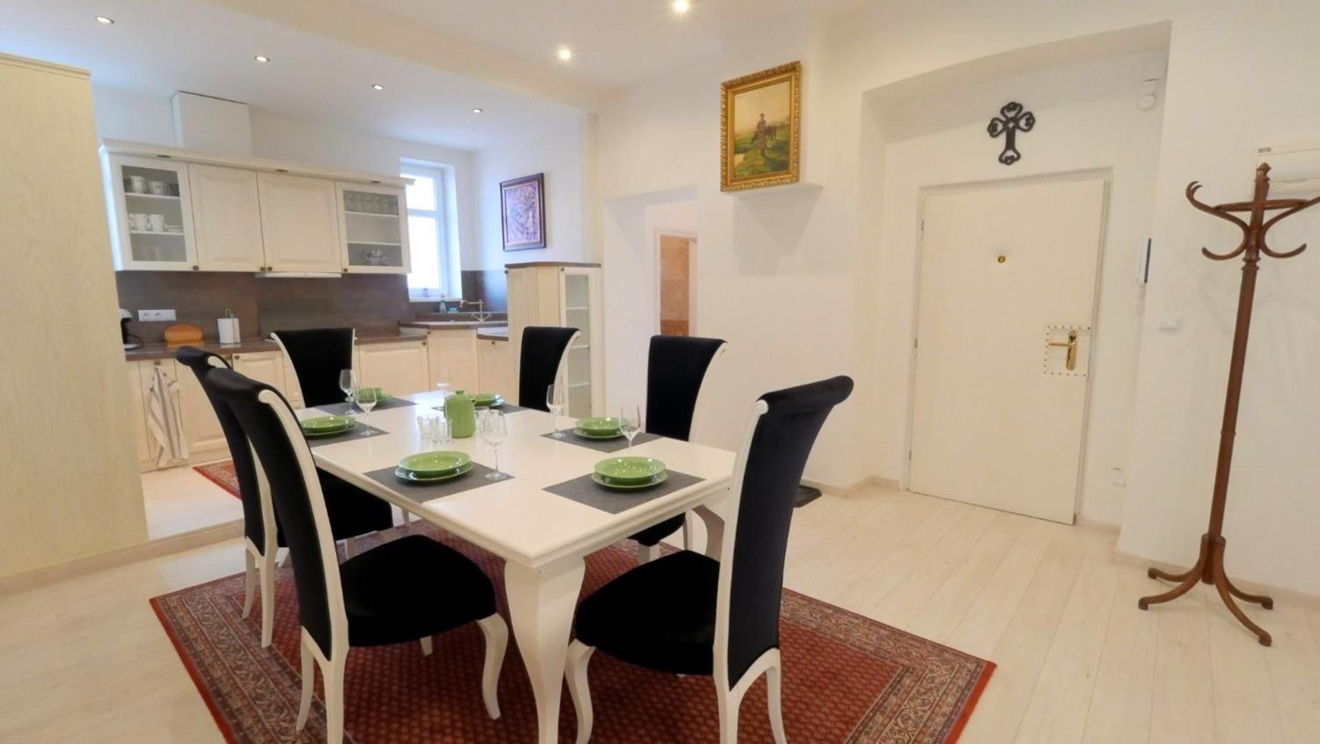 Velky 3I Apartman V Centre Mesta Bratislava Extérieur photo